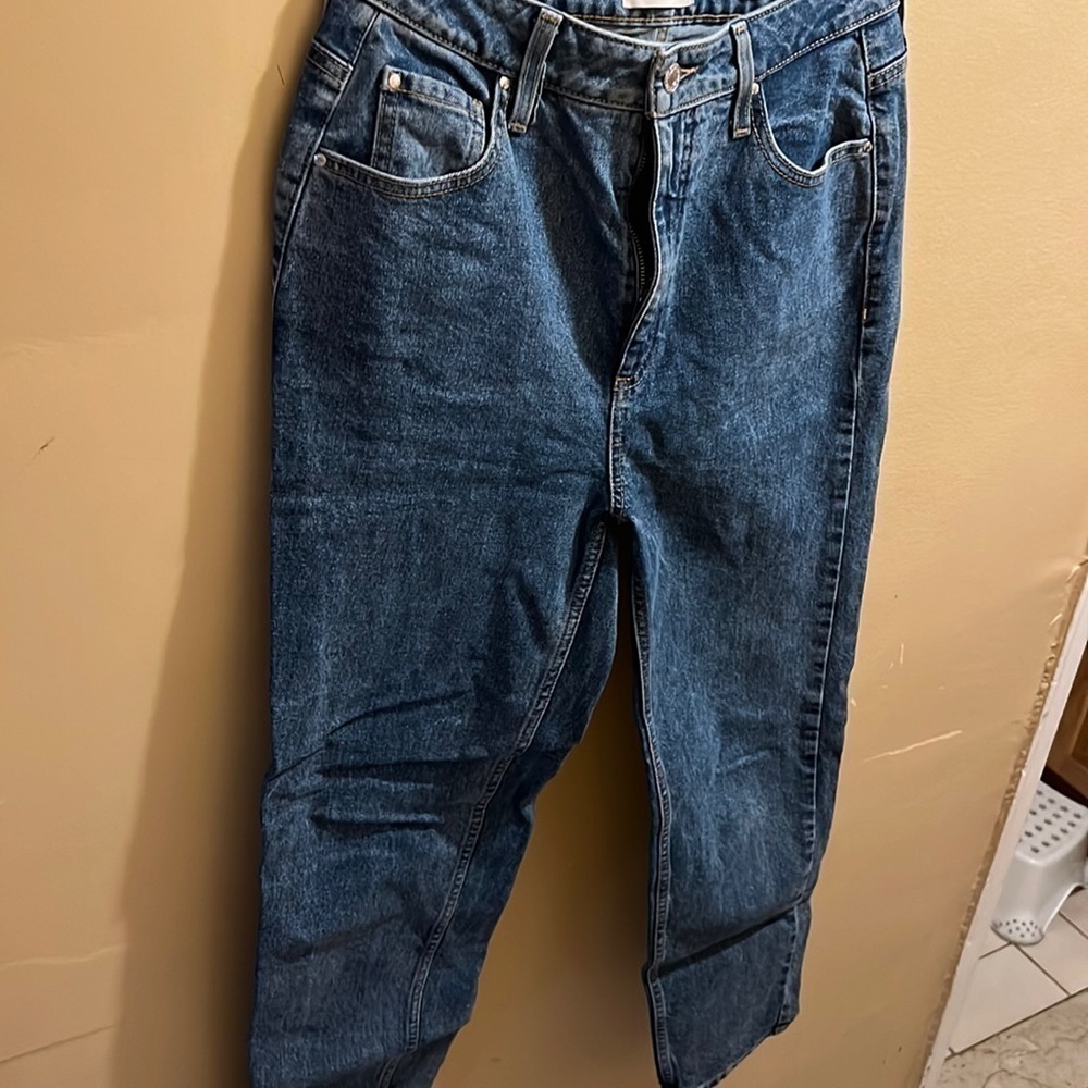 Guess mom jeans